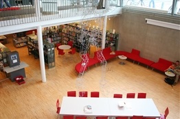 06.Biblioteca Tromso Noruega-Trabalibros