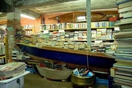 Librería Acqua Alta Venecia-Trabalibros (4)