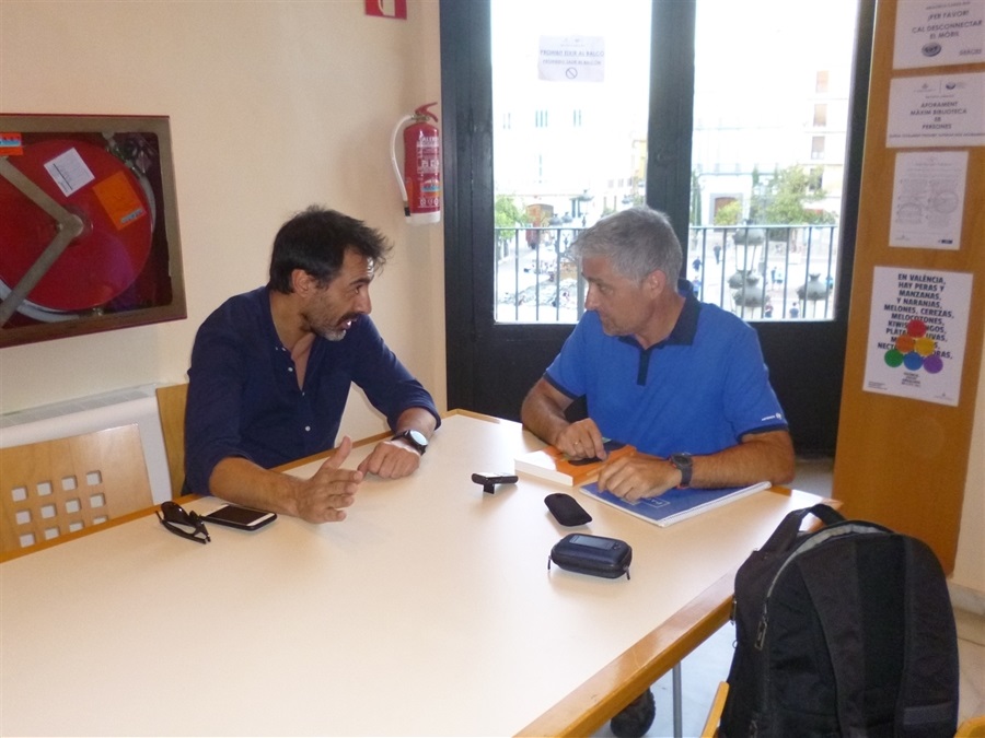 01.Bruno Montano entrevista a Juan del Val-Trabalibros